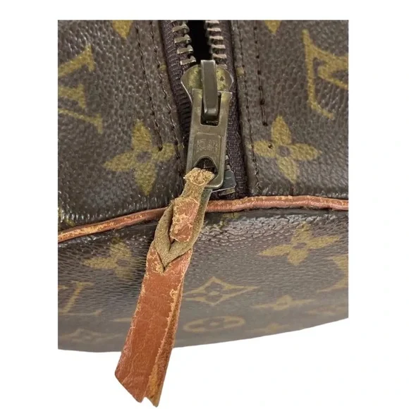 Louis Vuitton Monogram Papilloin Cylinder 2LVA1116 - Picture 4 of 11